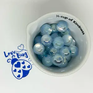 30 pieces 12 mm cats eye and glitter beads for your crafting needs. Pairs well with wristlet keychains, pens, phone, charms or other DIY needs