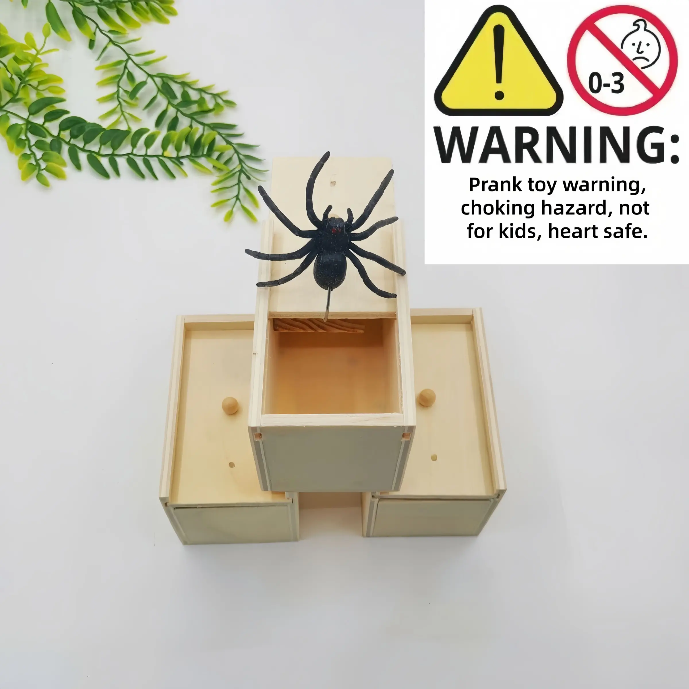 Prank Spider Box Toy, Halloween Scare Box, Wooden Surprise Gift, Fun Gag Gift for Friends & Family, Unique Prank Idea, Creative Prank Gift, Prank Props
