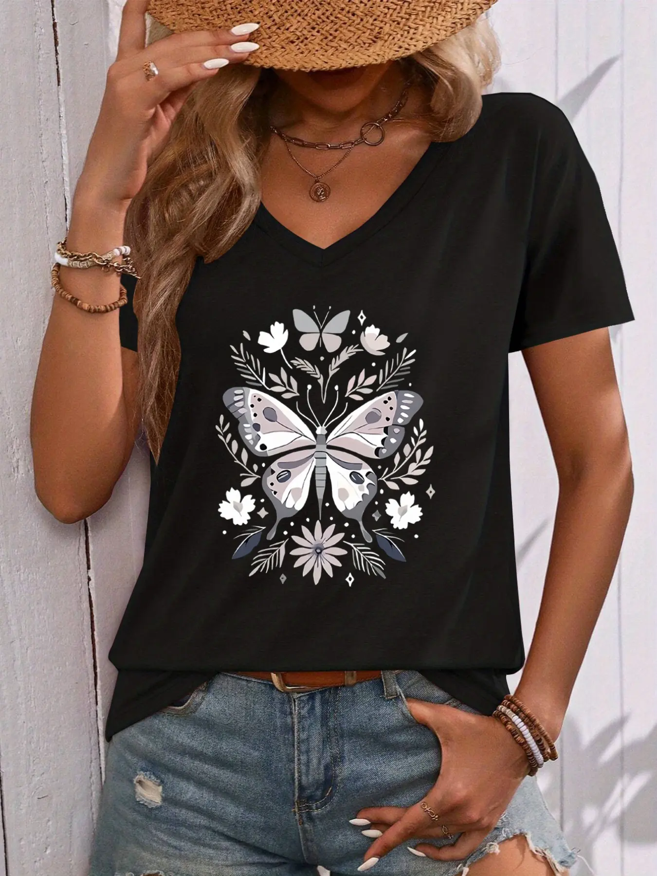 Butterfly Print V Neck T-Shirt, Soft Casual Short Sleeve, Spring Summer Top, Women's Daily Wear, Ladies Clothing, Womenswear