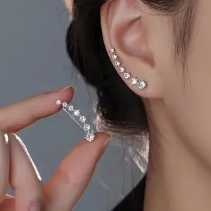 Silver-Plated Zircon Ear Cuff - Sparkling Personalized Design, Chic & Trendy Women's Jewelry for Daily & Party Looks