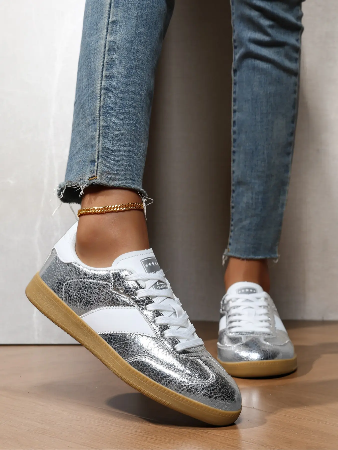 Women's Silver Color Retro Sport Shoes, Low-Top Casual Fashion Flat Sneakers, Stylish Sneakers, Trendy Sneakers, Lace-Up Trainers, Vintage Style, Comfortable Board Shoes