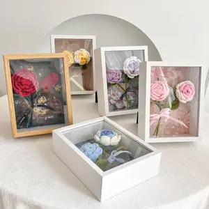 Handmade Crochet Rose Picture Frame with Gift Box, 1 Box Crochet Flower Photo Frame, Desktop Display Gift for Friends, Girlfriends, Mothers, Decor