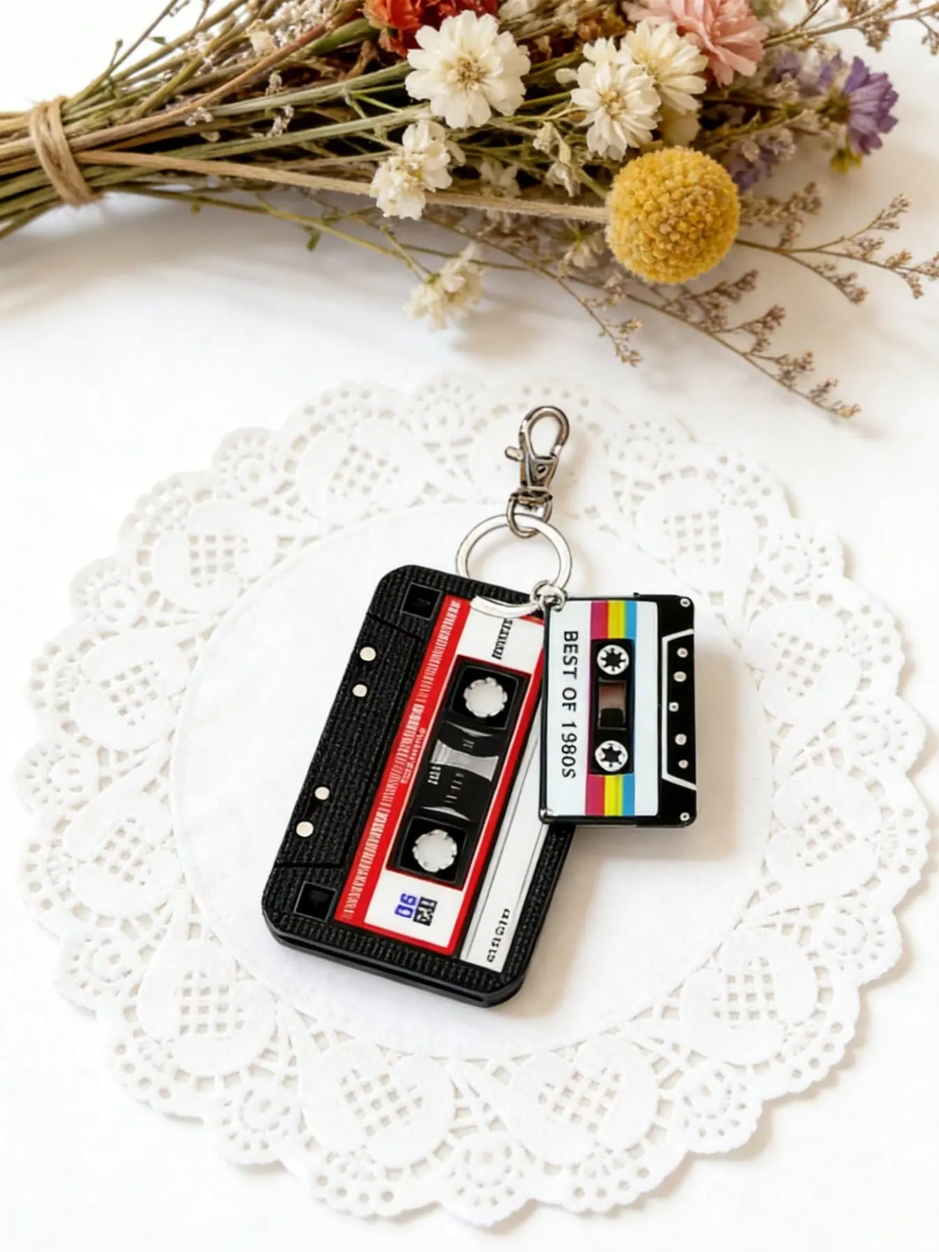 Retro cassette black and white card holder, Id badge holder, Badge accessories, with cassette pendant, can be used as packaging decoration, keychain, for storing ID cards