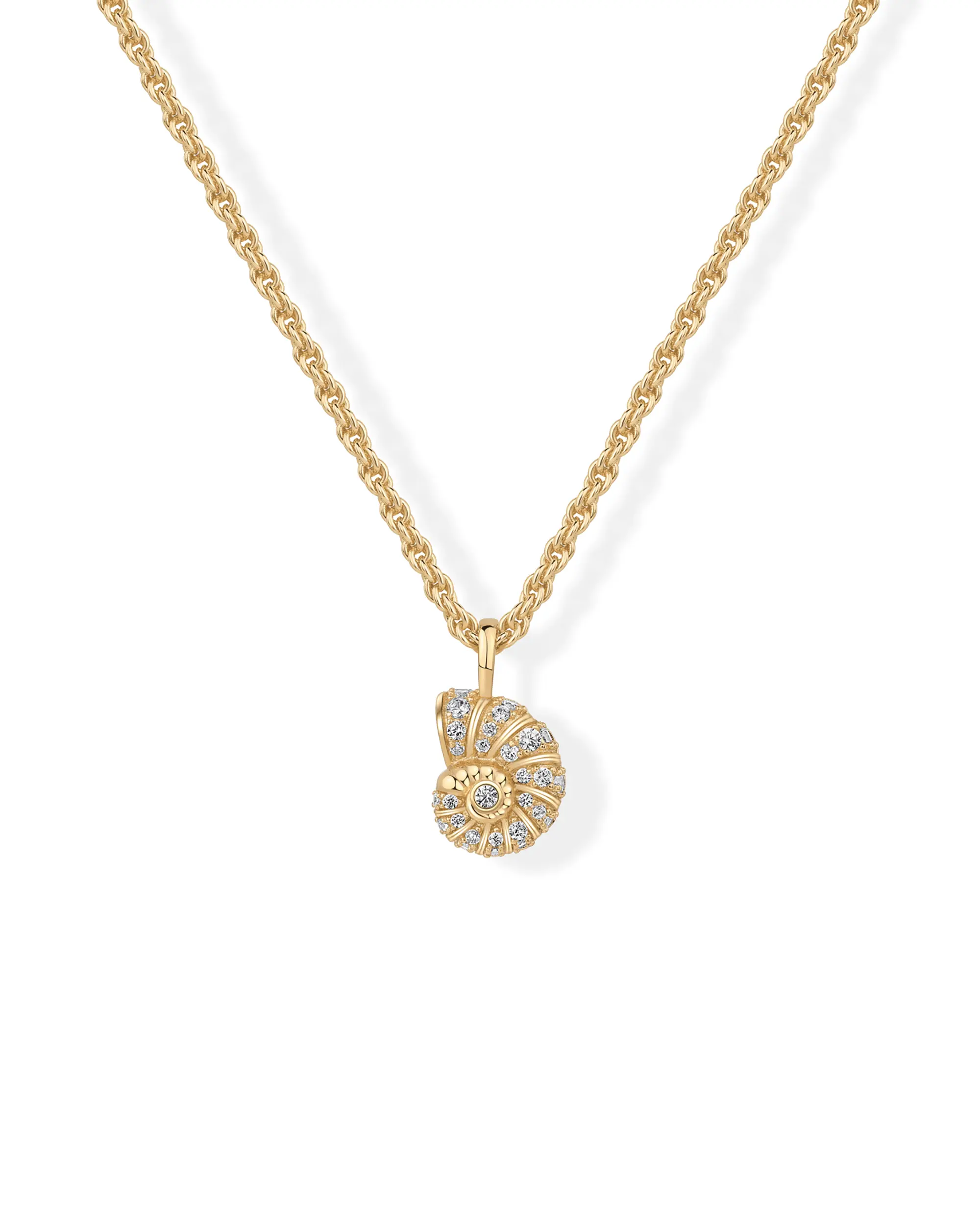 PAVOI 14K Gold Plated Dainty Seashell Pendant Necklaces for Women -  Summer Conch Pendants - Knit Tightened Rope Chain Necklace
