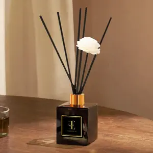 No Fire Reed Aroma Diffuser, Aromatherapy Diffuser, Large Capacity 200ML, Multiple Scents Like Rose / Bluebell, Long-Lasting Scent, Ideal for Home / Office / Hotel / Shop