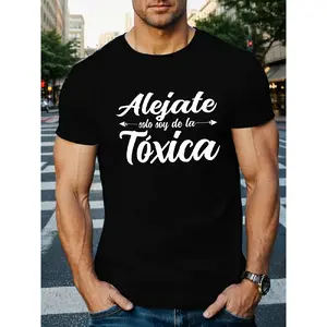 1pc Men's Spanish Toxic Relationship Slogan T-Shirt - "Alejate Solo Soy de la Toxica" (Leave Me Alone I'm Toxic) Funny Statement Tee - Breathable Moisture-Wicking Quick-Dry Shirt for Gym, Running, Everyday Casual Wear - Funny Couples Gift Idea - All-Seaso