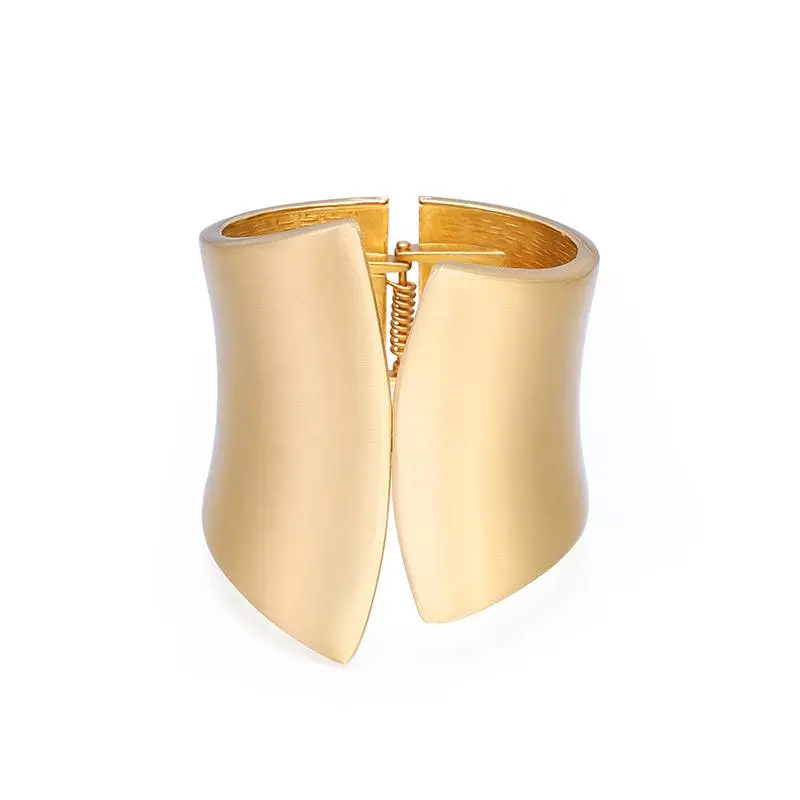 Fashion Punk Hiphop Wide Asymmetric Bangles Bracelet For Women Statement Alloy Bangle Jewelry Femme Accessories Manchette