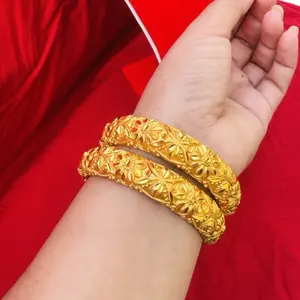 Flower Work Gold Tone Set of Bangles for Women Elegant Design Fashion Jewelry Accessory