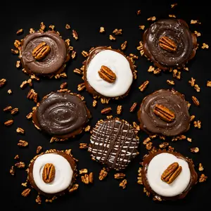 Turtle 10 Ct Bundle, Gourmet Caramel, Chocolate & Pecans