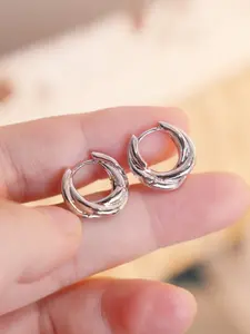 Elegant Twist Metal Ear Cuffs, Brass Material, Vintage Style, Plain Pattern, Women's Fashion Jewelry, Perfect for Daily Wear, Mother's Day Gift