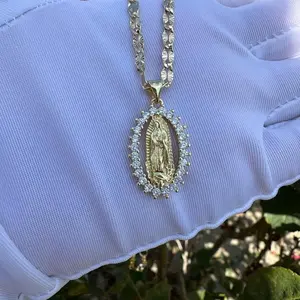 Beautiful Virgin Shiny Necklace for Women - Fashion Accessory