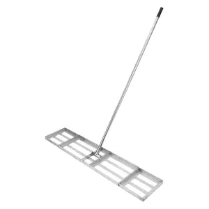 Lawn Leveling Rake, Hand‑Pushed Iron Land Leveler with Stainless Steel Leveler Plate, Lawn Yard Garden Soil Sand Topdressing Level Tool, Heavy‑Duty Durable Ground Leveling Equipment