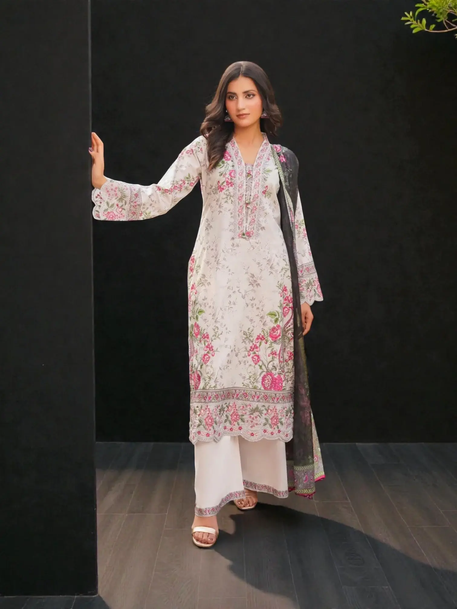 Pakistani Cotton Salwar Kameez, Cultural Wear for Women
