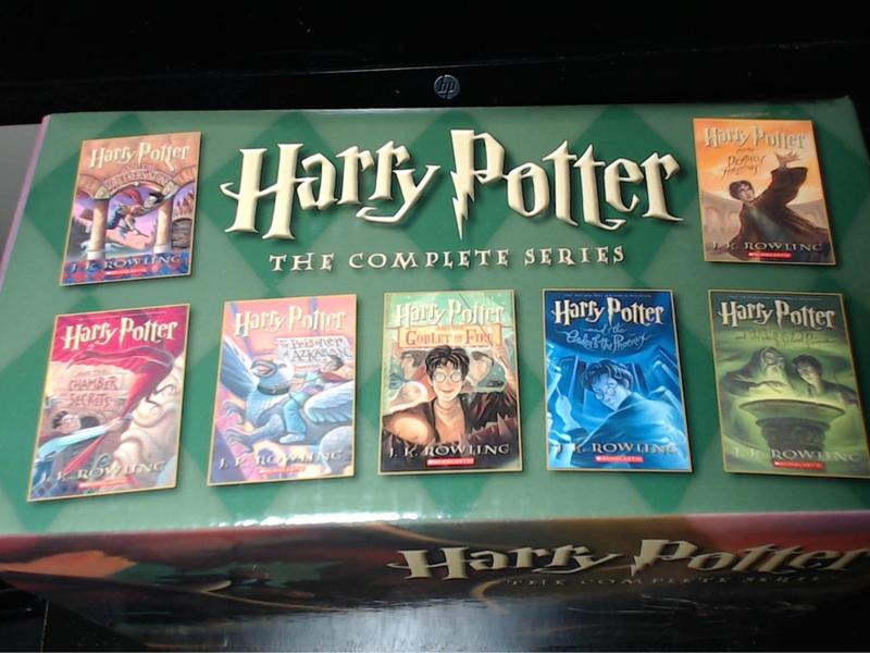 Harry Potter Books 1-7 Special Edition Boxed Set