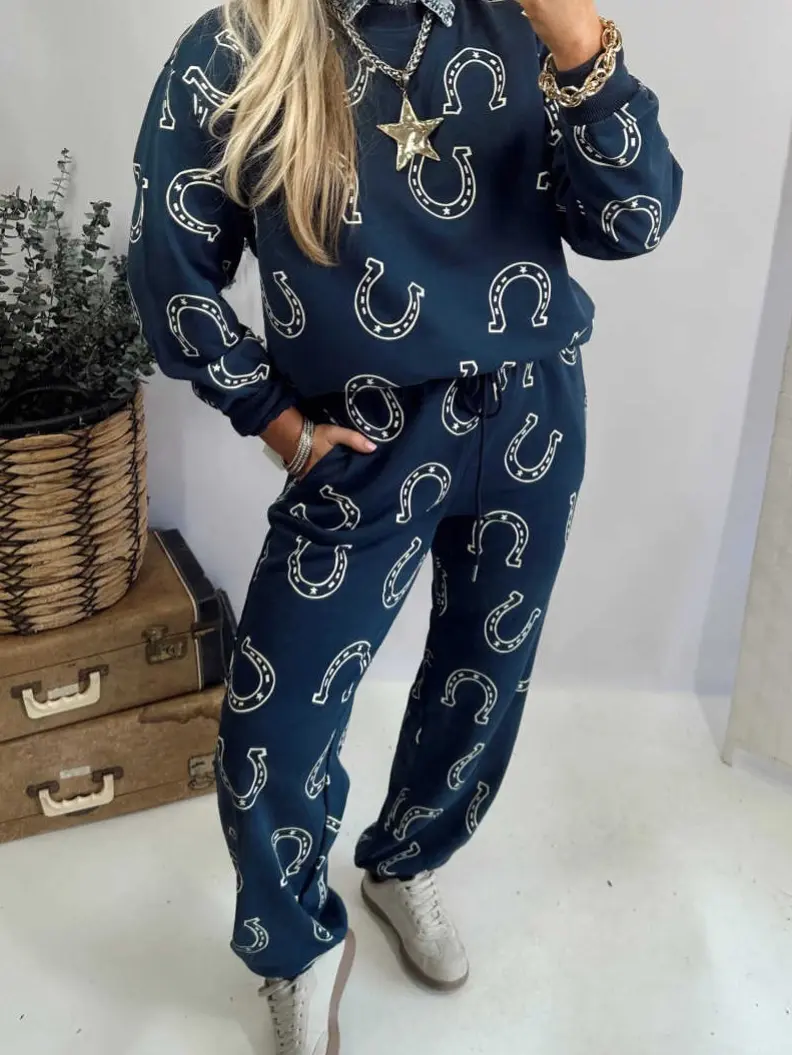 Women’s Western Horseshoe Print 2-Piece Polyester Clothes Set - Long Sleeve Loose Shift Shirt with Ribbed Cuffs, Elastic Waist Pocket Pants, Classic Stylish Top & Pants for Everyday Wear