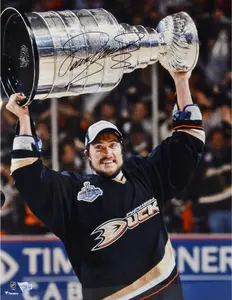Teemu Selanne Anaheim Ducks Autographed 16" x 20" Raising Cup Photograph - Fanatics Authentic Certified