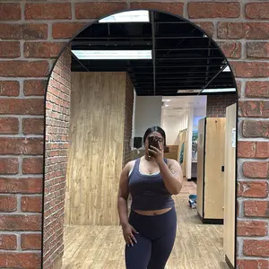 Women's Casual Slim-Fit Plain Sleeveless Tank Top, Summer Lightweight Fabric Ribbed Knit Vest, Versatile Layering Piece