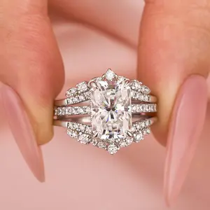 Maxine Women's 2PC 3.5ct Radiant Cut Synthetic Moissanite Engagement Ring Set - 5A Cubic Zirconia Bridal Wedding Jewelry for Proposal, Anniversary, Engagement Rings