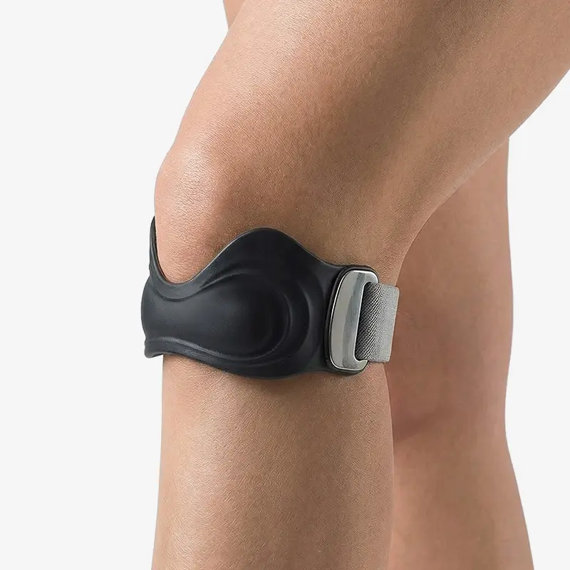Adjustable Silicone Patella Belt, Professional Sports Protective Gear with 3D Ergonomic Silicone Cushion, 75° Contoured Fit, Mesh Fabric, Adjustable Support Strap, 1 Size Fits All for Running Meniscus Shock Absorption Fixation
