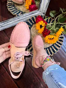 Perla Lace up pink Perla Lace up pink