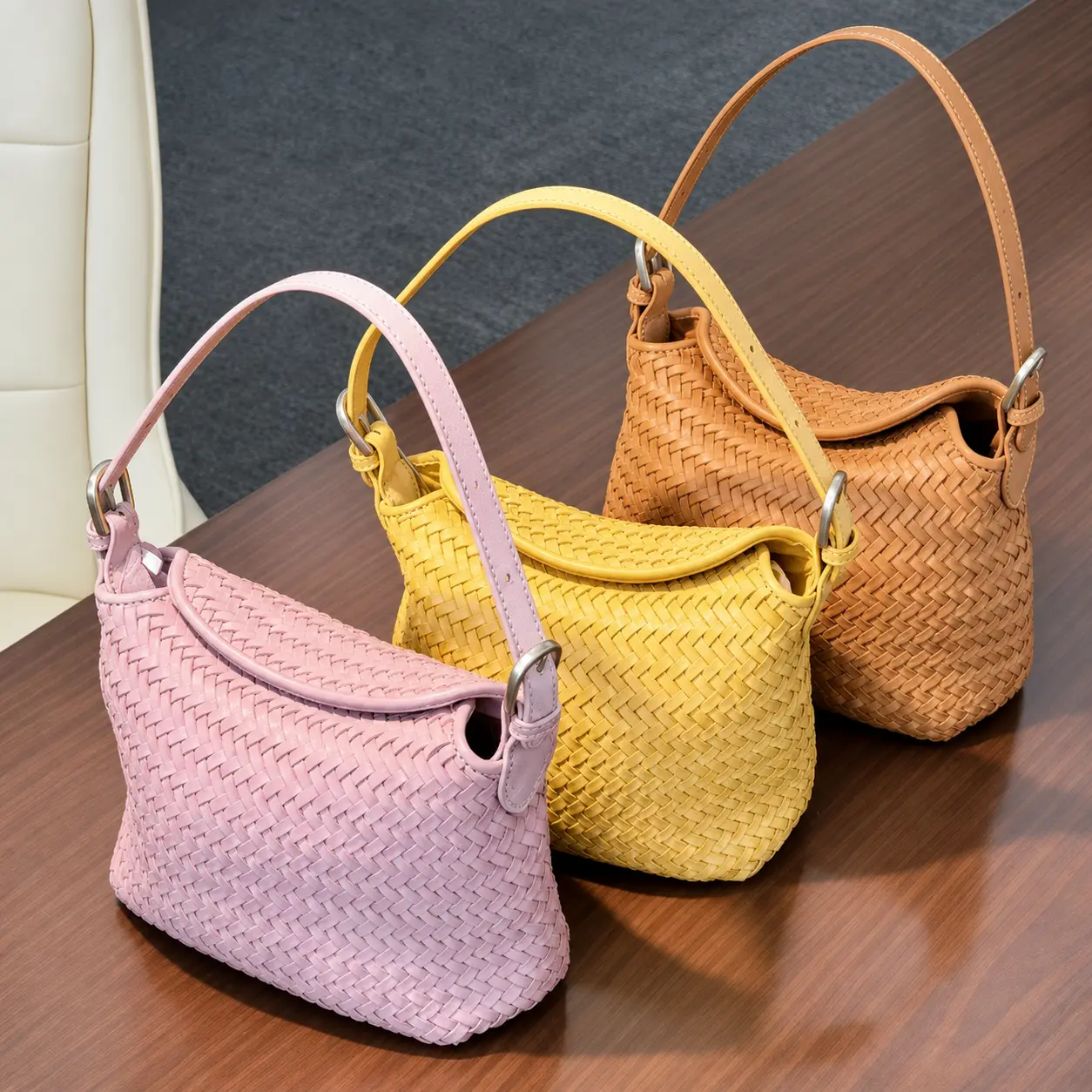 TUSCAN’S Woven Underarm Bag - Chic Summer Everyday Carry - Lightweight Shoulder & Crossbody Purse, Vacation Ready Design, Crossbody Shoulder Purses, Cow Hide, Holiday