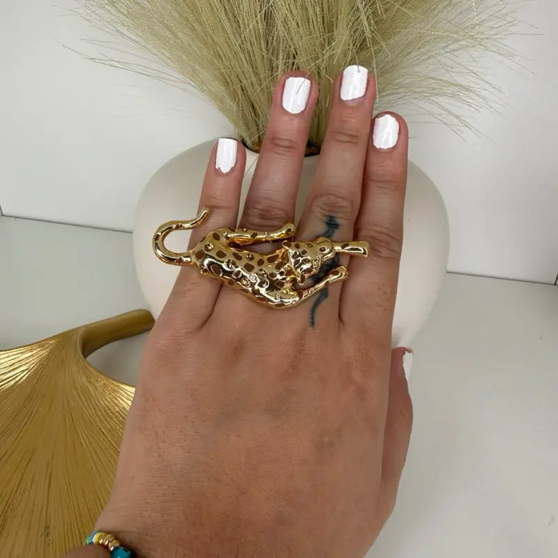 Panther ring