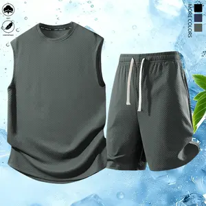 Men’s set: solid-color short-sleeve T-shirt + casual athletic pants set; suitable for sports, leisure, and everyday outings; summer set, summer clothing, men’s set.