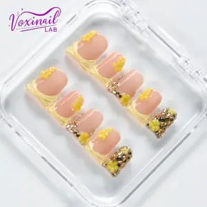 Voxinail Lab | Daisy Waltz | Handmade Duck-Style Square Press-On Nails | Acrylic, Reusable, Long-Lasting