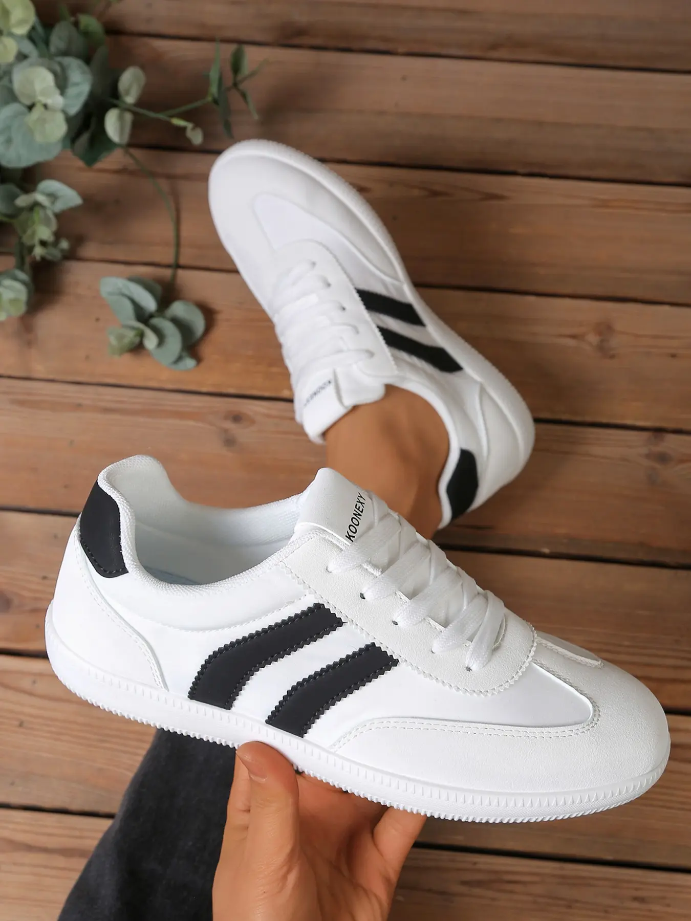 Men's Casual Sport Shoes, Sneaker, Lace Up Sneakers, Low Top Trainers, PU Upper Material, PVC Sole, Low Top Design, Plain Pattern, All Seasons Wear, Comfortable and Stylish, Round Toe Sneakers