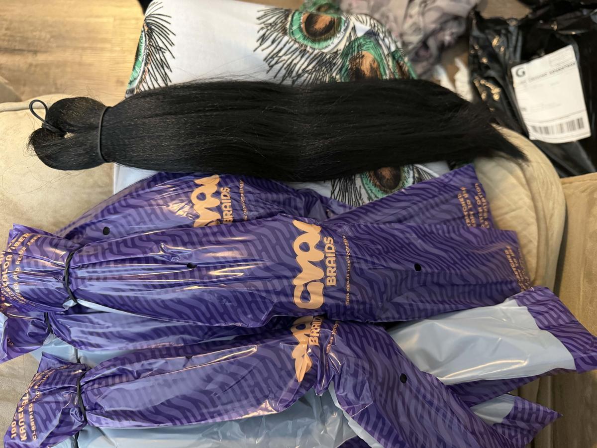 Item: #1B Dark Brown