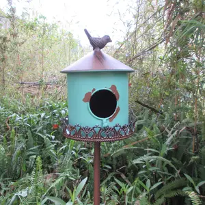 Elegant Iron Round Birdhouse Garden Stake, Perfect for Outdoor Farmyards & Courtyard Villas, Enhances Gardening Landscape Decor