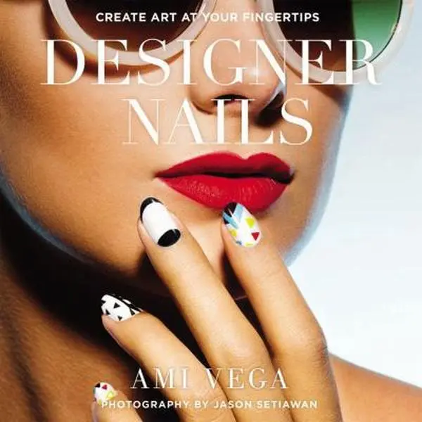 USED Book - Designer Nails: Create Art at Your Fingertips by Vega, Ami (Paperback) - english