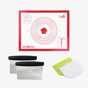 Silicone pastry baking mat, high temperature resistant 480 degrees Fahrenheit, with 2 PE dough cutouts and 1 stainless steel dough cutout, BPA-free, non-stick, non-slip, for rolling out dough, easy to clean,baking utensils Bakeware