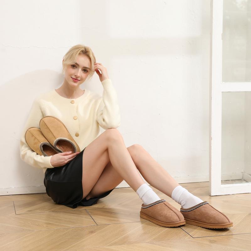 Women's Slippers Fuzzy Cozy Short Ankle Shoes Indoor and Outdoor Mules Furry Warm House Slippers for Woman Cute Fluffy Clogs Chestnut(Rain Shoes & Covers)Gift