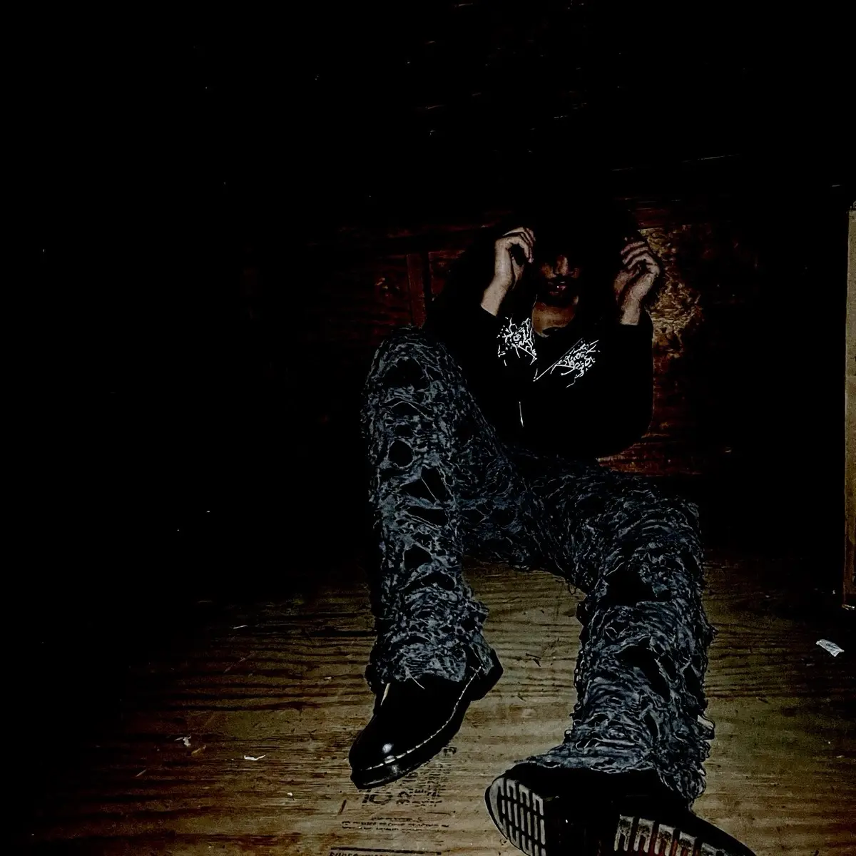 SHREDDED MESH PANTS