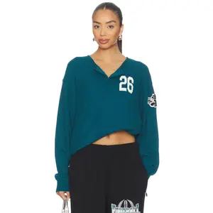 Boys Lie A Little Birdie Told Me K-bf Crewneck in Green