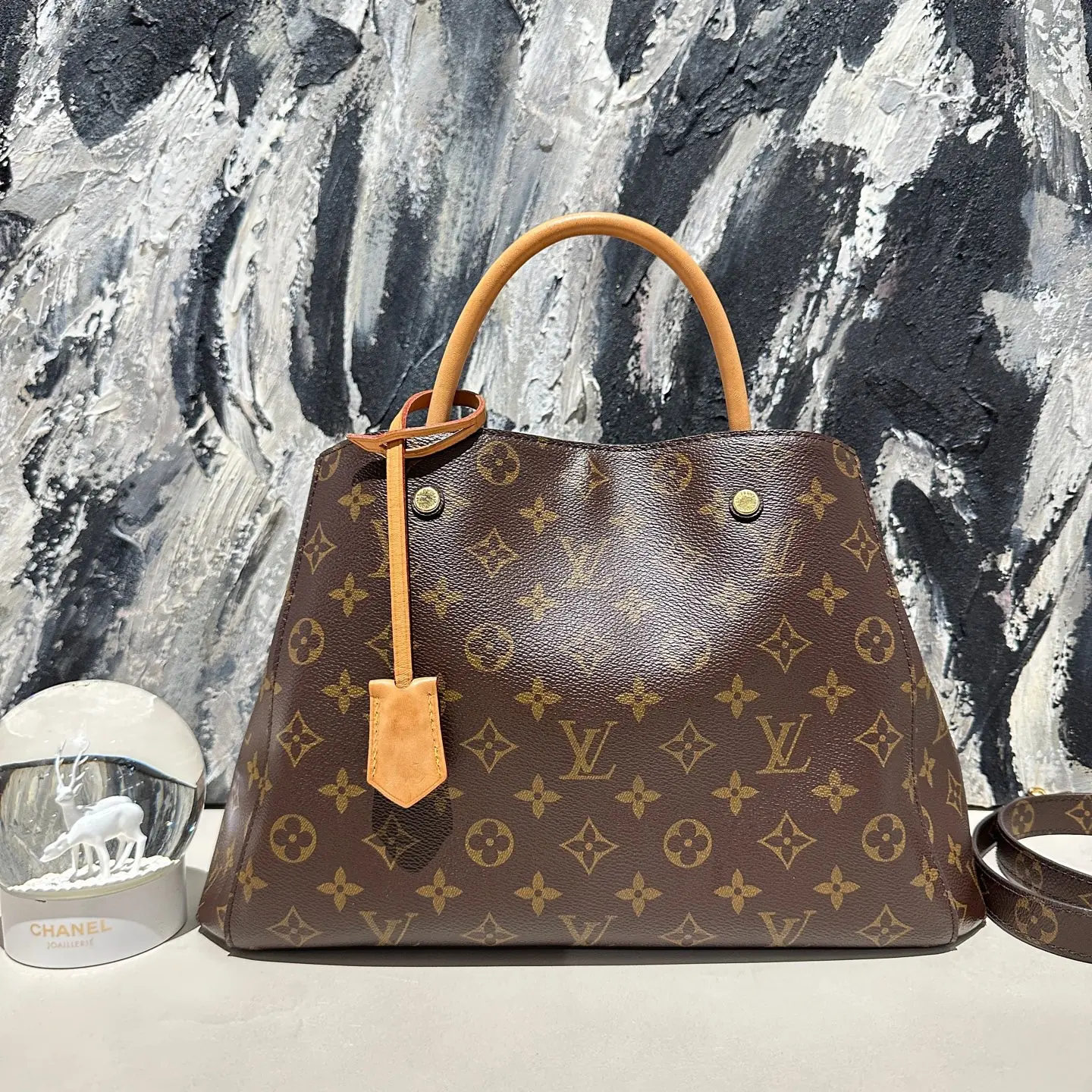 Pre-owned Louis Vuitton montaigne medium monogram