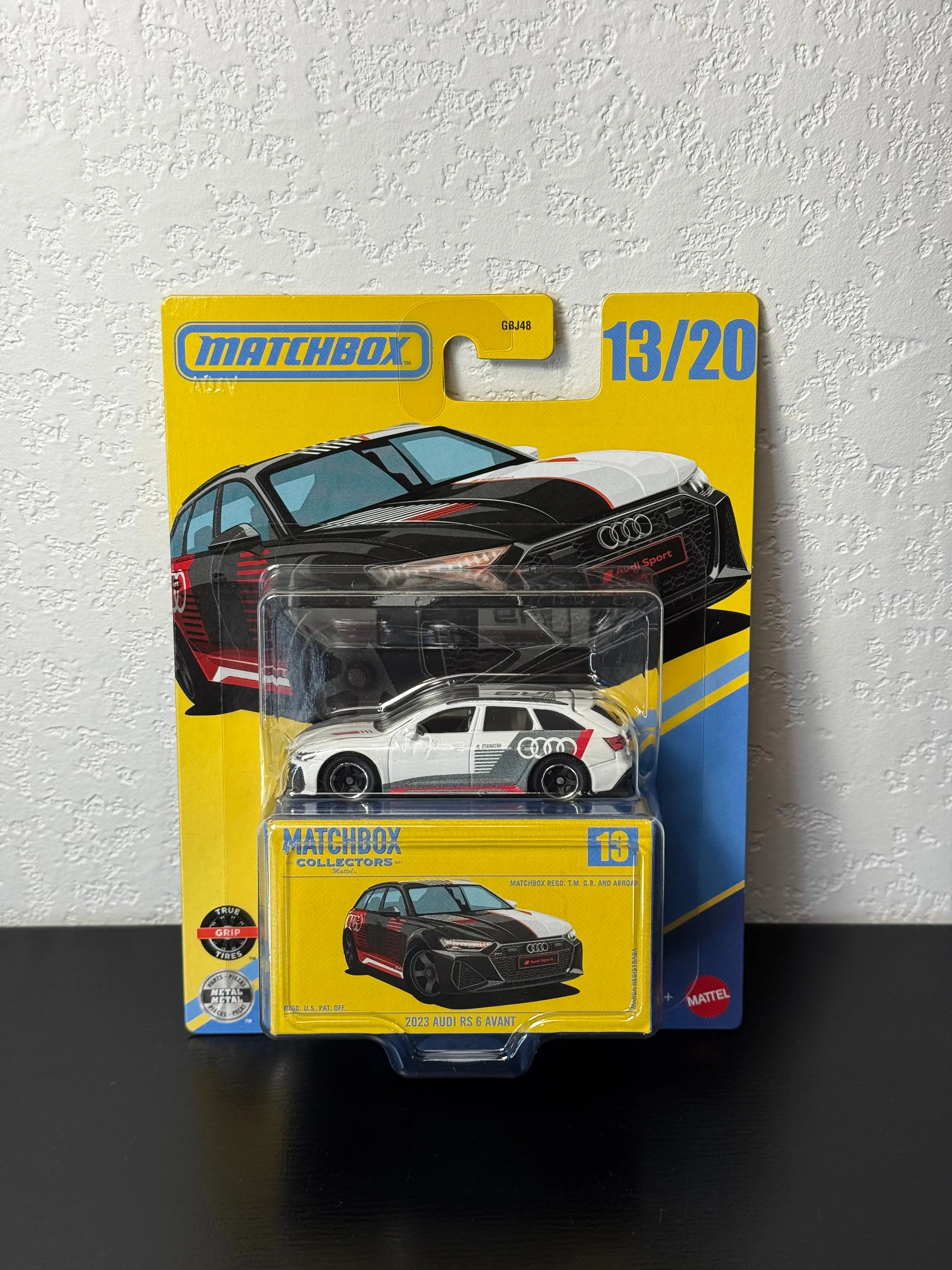 Matchbox 1:64 Collectors 2023 Audi RS 6 Avant White #13