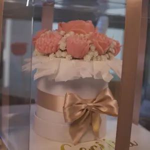 Personalized bouquet with fragrance and color to choose from