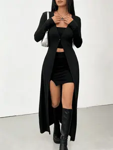 A women's black Long Sleeve sexy high-end sense deep V-neck waist-cinching long coat, suitable for spring and summer, suitable for daily commuting street play, party photography and other occasions.