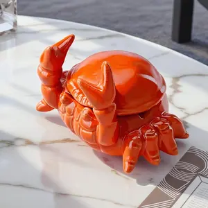 Resin Crab-Shaped Ashtray with Lid - Windproof Home Decor Statue, Tabletop Decoration for Indoor/Outdoor Patios - Unique Gifts for Man, Sports Event Souvenir