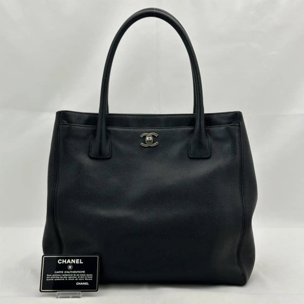 Pre-owned CHANEL As Shown Shoulder Bags Executive Tote Coco Mark Caviar Skin Tote Bag A15206 ch55225cc