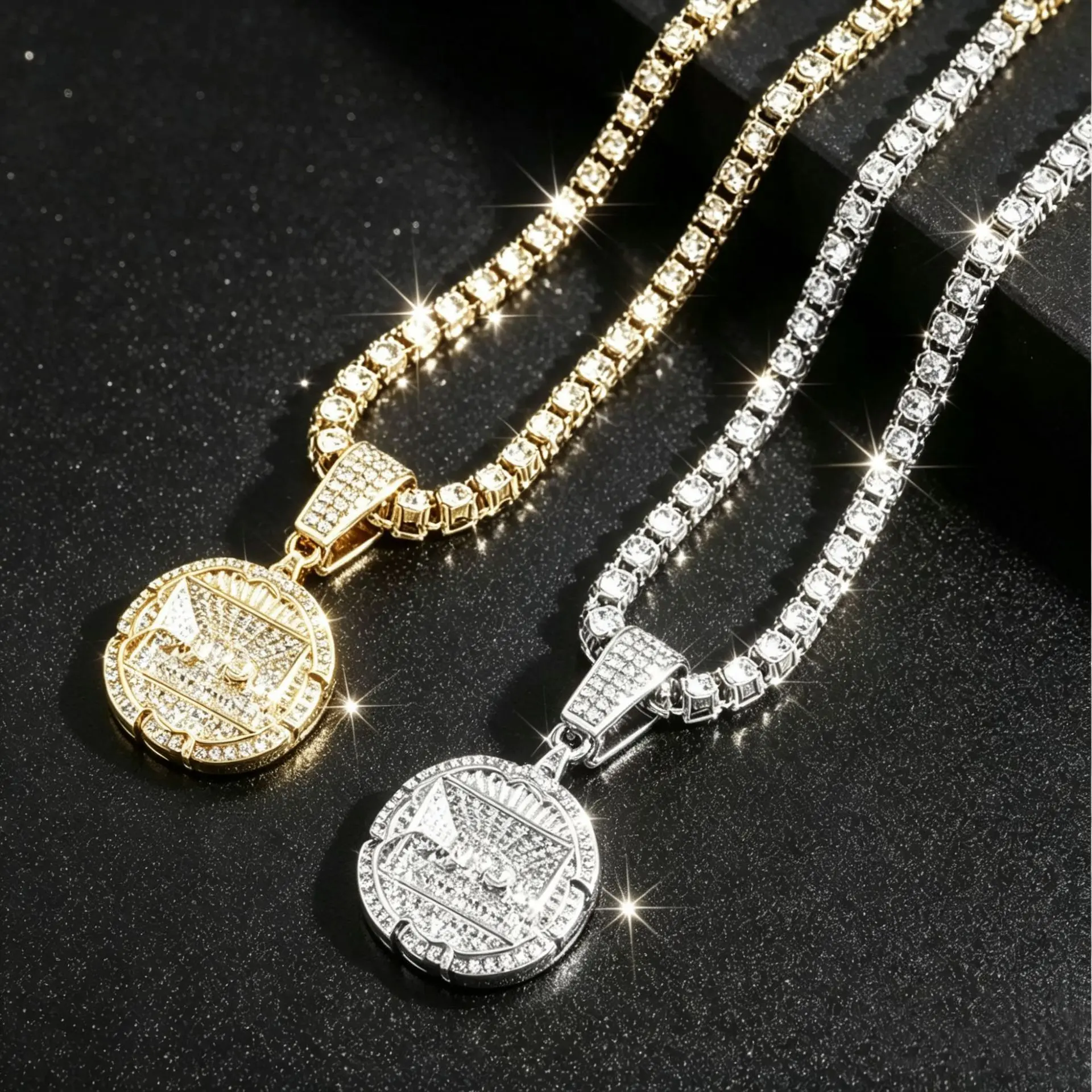 Men’s Iced Out Round Pendant Tennis Chain Necklace Hip Hop Style for Party & Daily Wear