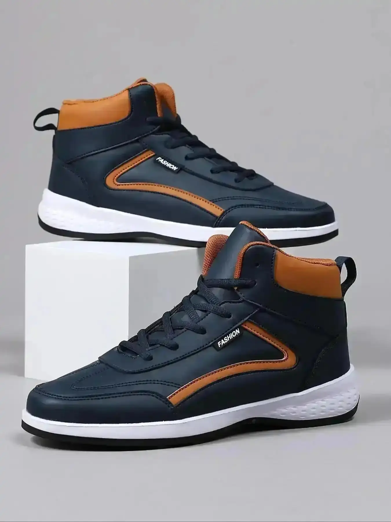 Men's Sporty Lace Up High Top Sneakers Casual Comfortable Breathable Skate Shoes Fashionable for Daily Wear Athletic Trendy footwear seasonal training urban running shoe multi sport everyday Comfort Walking Chic