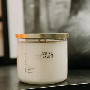 Lotus & Bergamot Candle