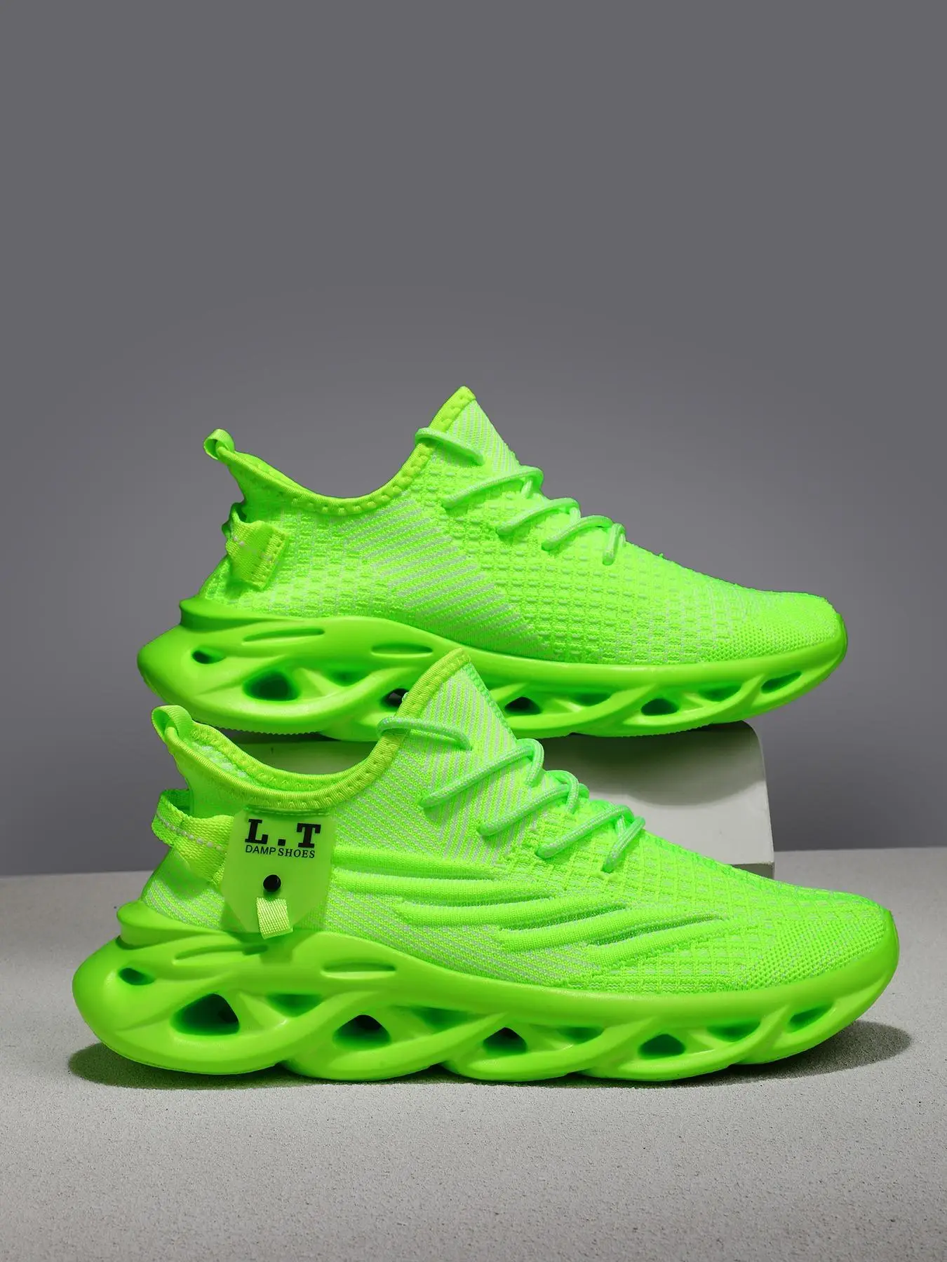 Men's Fashionable Lace Up Low Top Sneakers, Casual Comfortable Breathable Blade Sole Sports Running Shoes, Male All-match Round Toe Chunky Sneakers fo