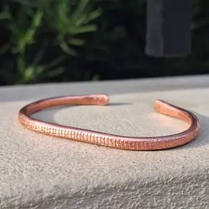 Copper Bracelet with Patterns - Pulsera de Cobre con marcas y martilladas.