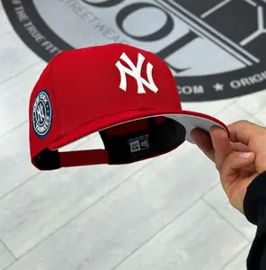 New Era 59FIFTY/9FORTY MLB New York Red Baseball Hat Adjustable Snapback | Premium Streetwear Style, White Embroidered Logo, Minimal Clean Design, Curved Brim Urban Fashion, Unisex Casual Accessory, Breathable Comfortable Fit, Everyday Trend Cap