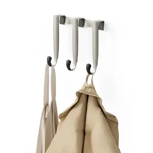 Umbra Schnook Over-The-Door Hooks, Set of 3, Modern Silver Hooks for Clothing and Accessories - 1 Pack Metal Organiser Room Box