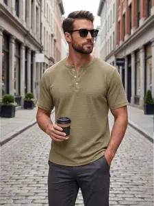 Men's waffle casual short-sleeved T-shirt, suitable for casual wear, fashionable and comfortable summer clothing, a must-have for any versatile wardrobe.